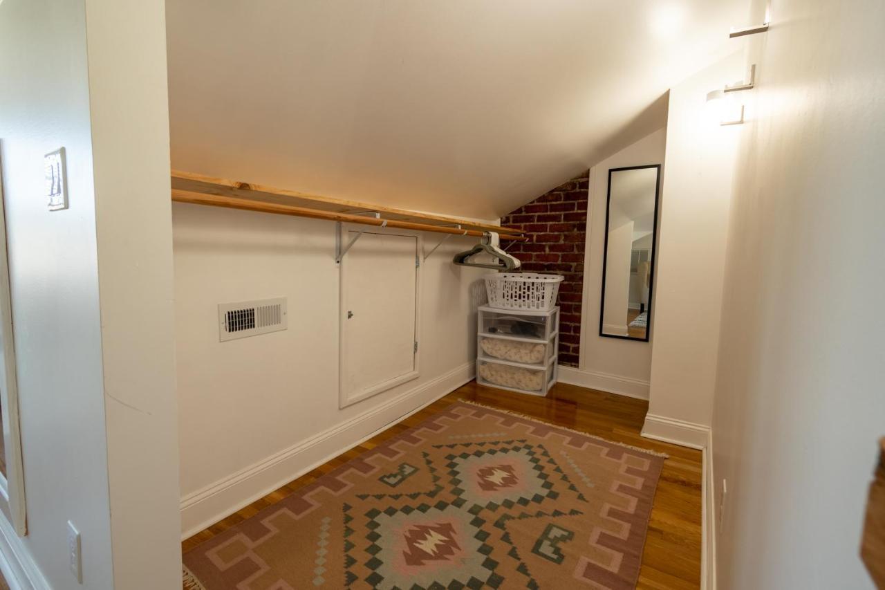 ריצ'מונד Contemporary 3-Bedroom Home With Balcony In Rva מראה חיצוני תמונה
